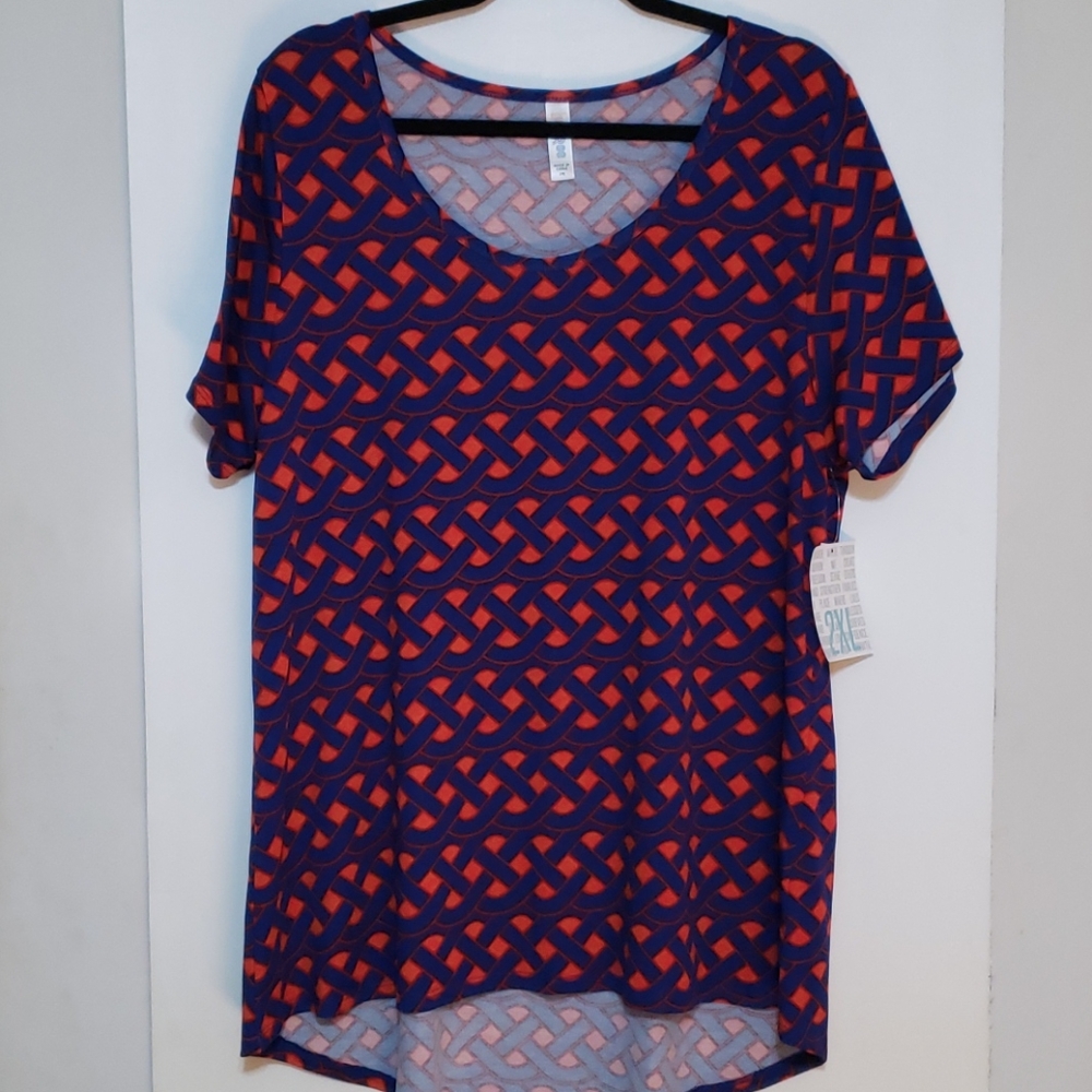 NWT LuLaRoe Classic T